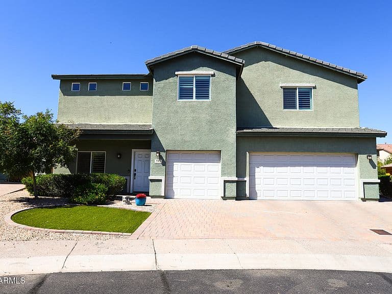 515 W MELODY Drive photo 1