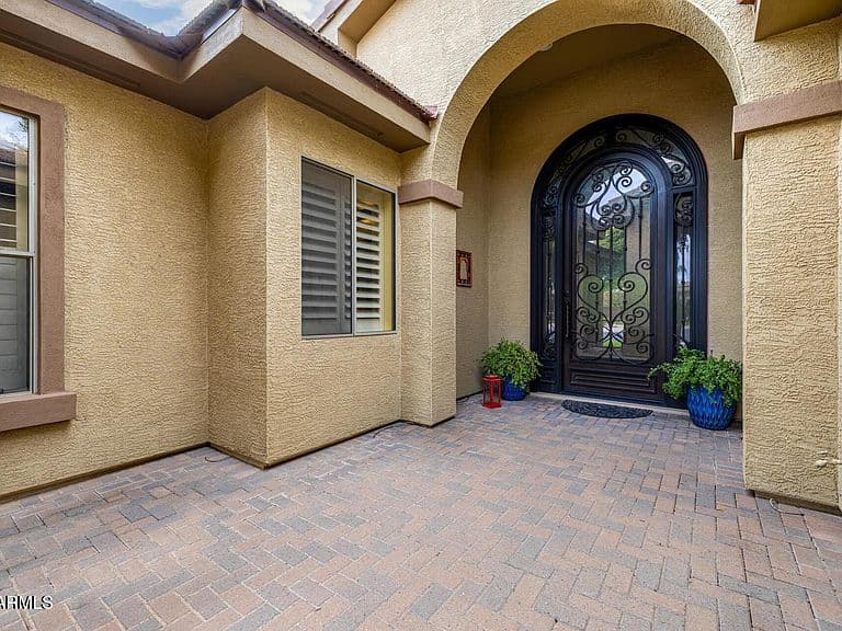 2252 S MCCLELLAND Place photo 4