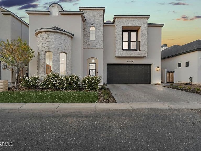 20668 E NATALIE Way photo 2