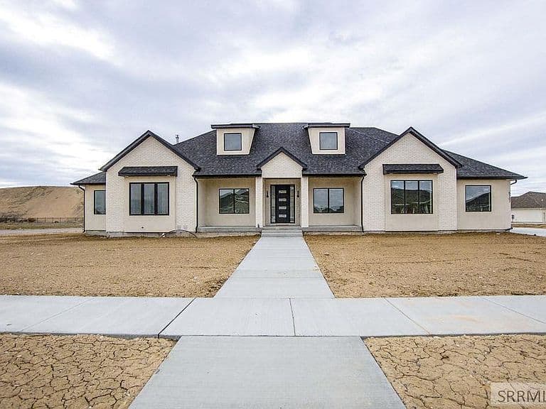 5707 Long Cove Dr photo 2