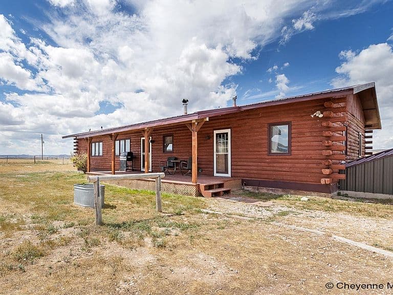 1856 Mountain Shadow Ln S photo 5