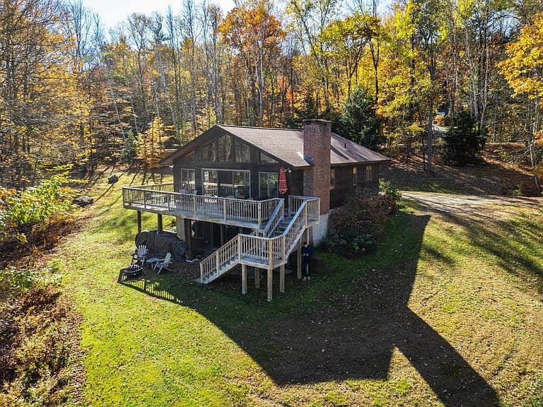 312 Tierney Road photo 1