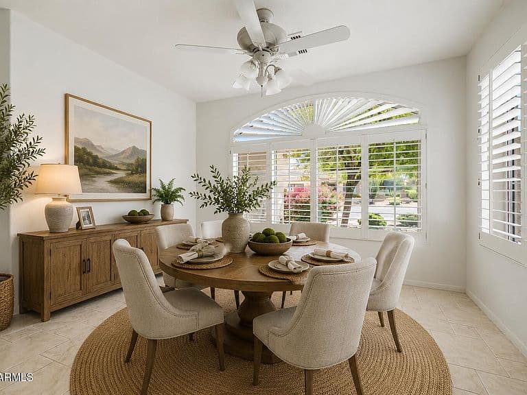 9228 E CHAMPAGNE Drive photo 4