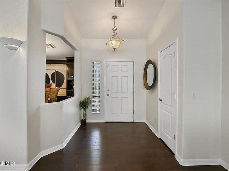 23012 W SOLANO Drive photo 4