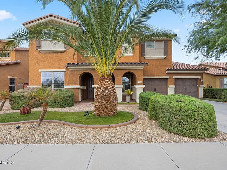 15958 W MOHAVE Street photo 5