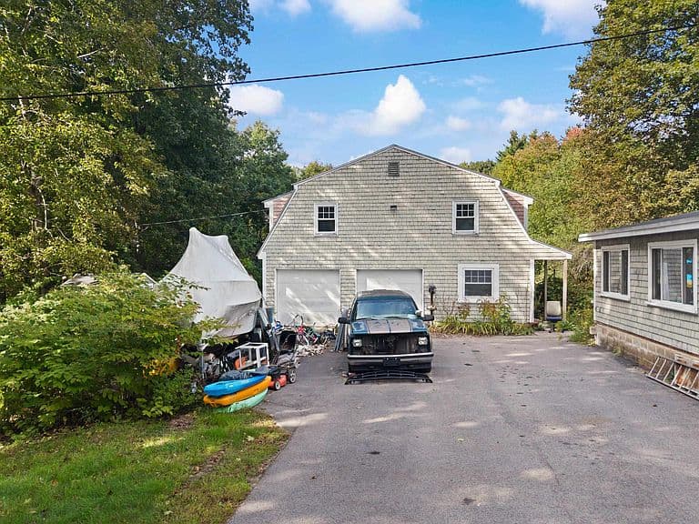 166 Lull Road photo 4