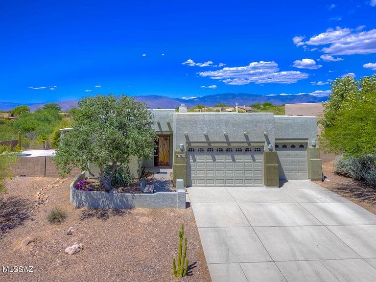 10831 S Heart Break Ridge Pl photo 1