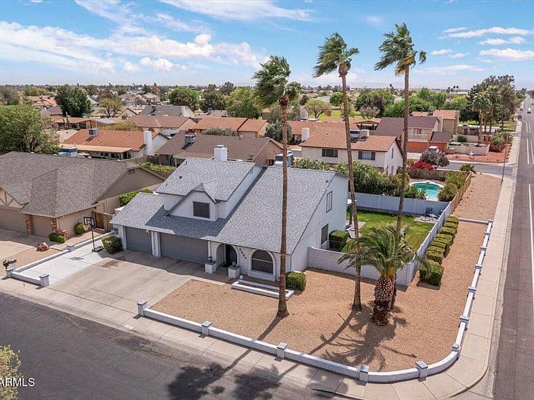 6237 W Altadena Ave photo 5