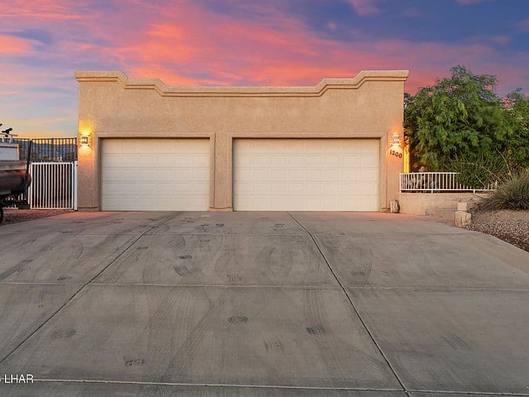 1200 Crater Cir photo 3