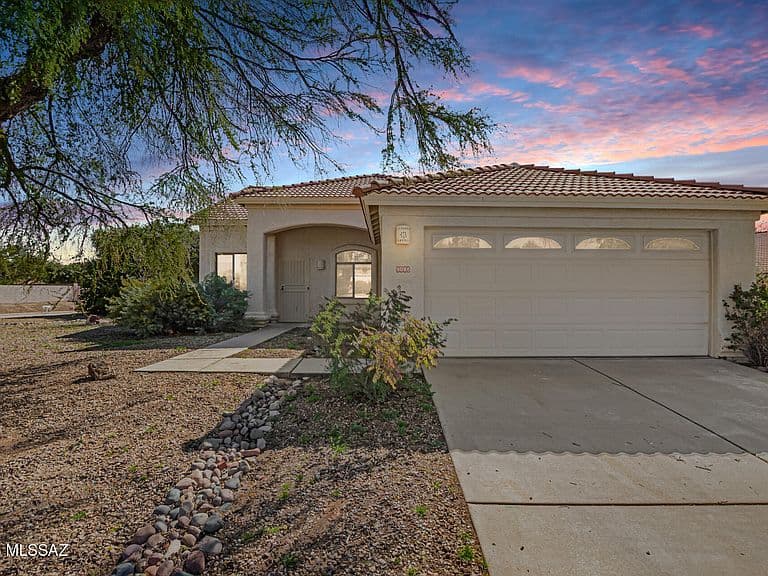 9086 E La Palma Dr photo 2