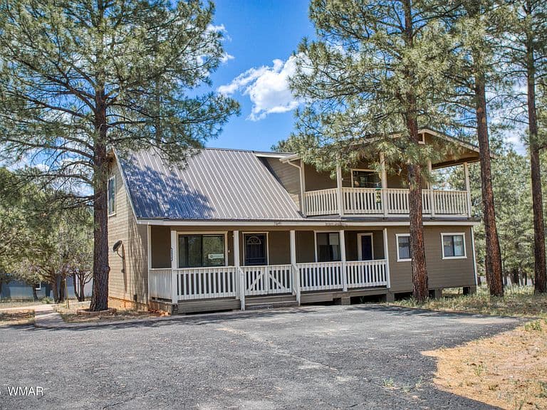 2974 Wapiti Dr photo 2