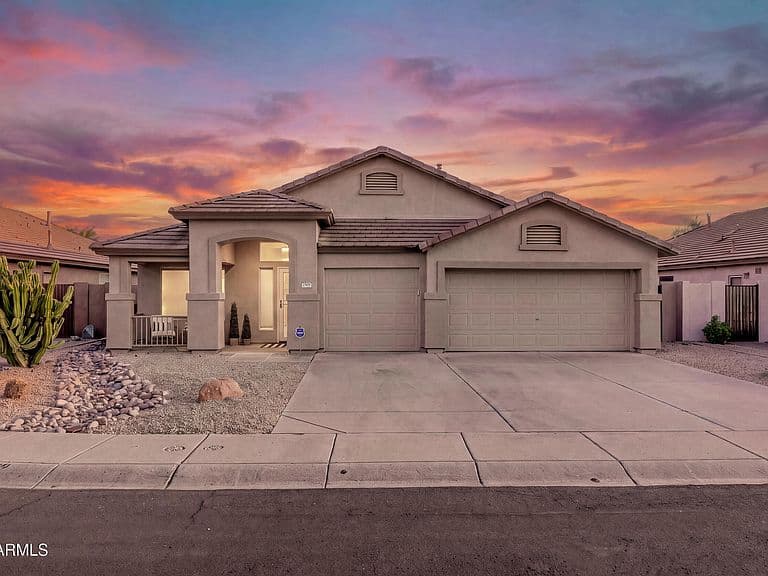 7909 W MARY ANN Drive photo 2