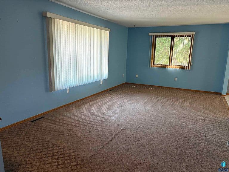 3342 Aspen Ave photo 3