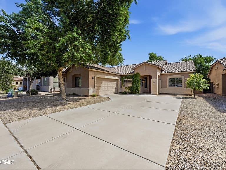 19839 E REINS Road photo 3
