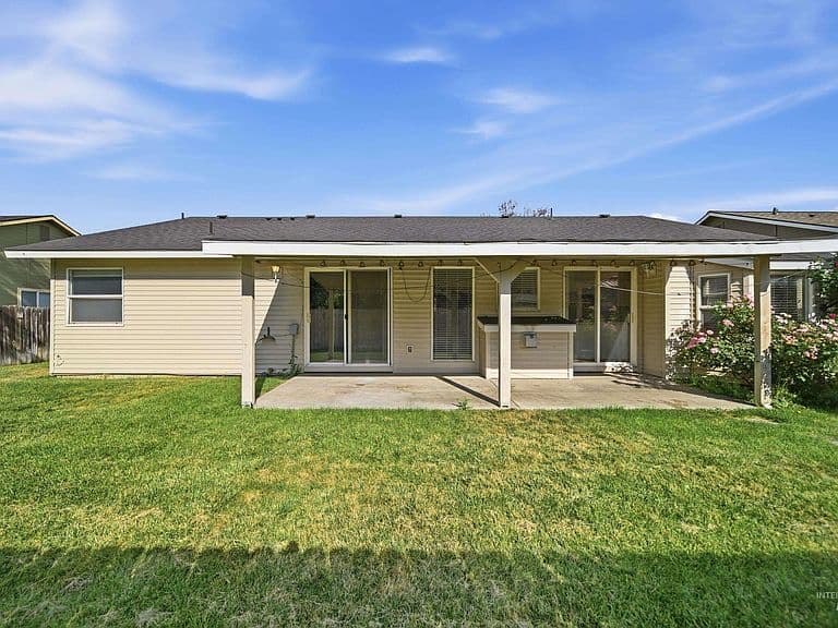 5417 N Hertford Way photo 5