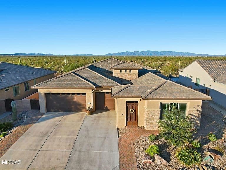 2443 E Copper Valley Way photo 1