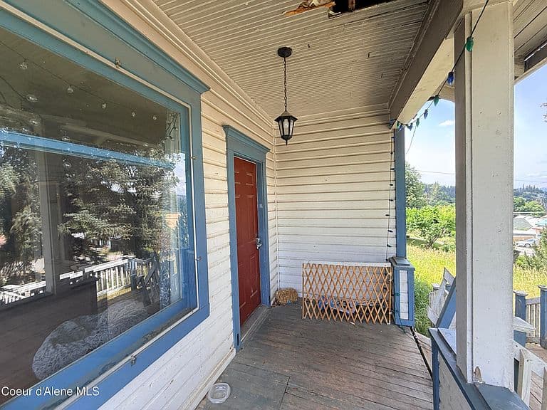 1127 W Jefferson Ave photo 3