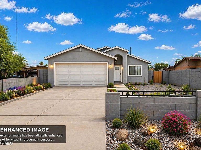2433 W Tonto Street photo 2