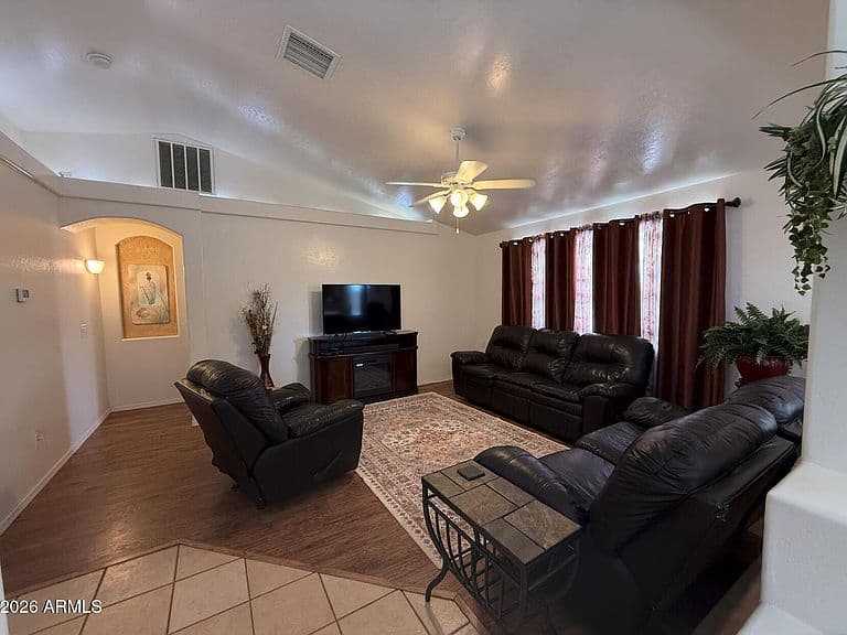 11213 W HOBBIT Drive photo 3