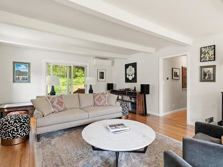546 Spear Street photo 5