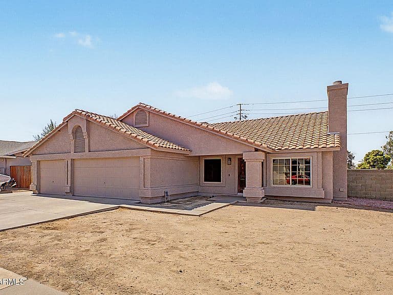 3701 E RENEE Drive photo 2