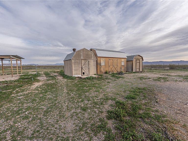 7113 W Hualapai Rd photo 4