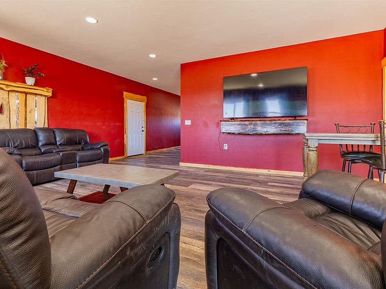1693 Lane 14 photo 4