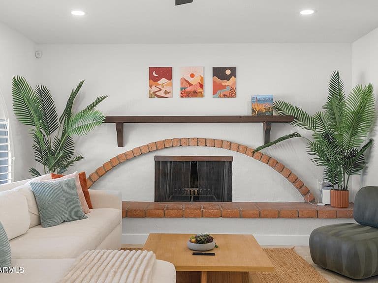 5312 E Evans Dr photo 3