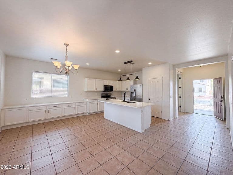 45370 W PAITILLA Lane photo 2