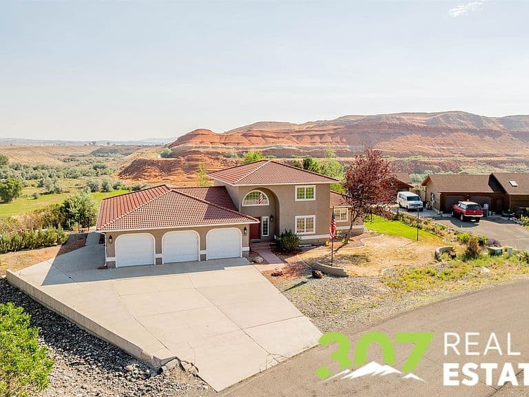 220 S Chugwater Dr photo 4