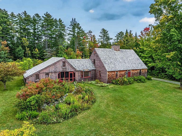 482 Prospect Street photo 5