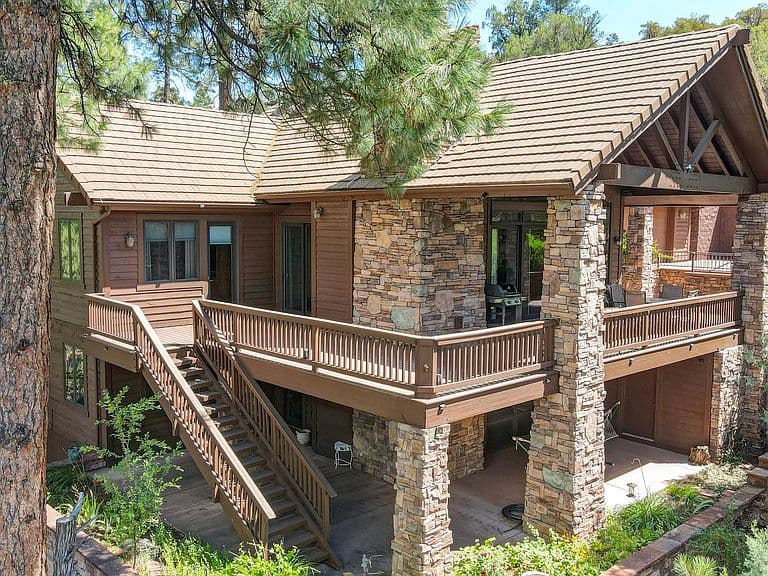 801 N Scenic Dr photo 2