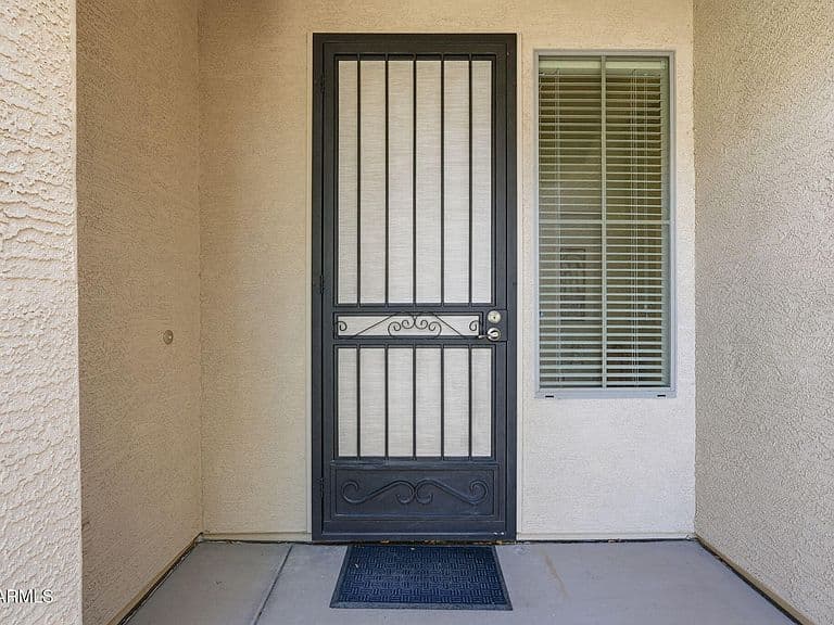 2225 W HARWELL Road photo 2