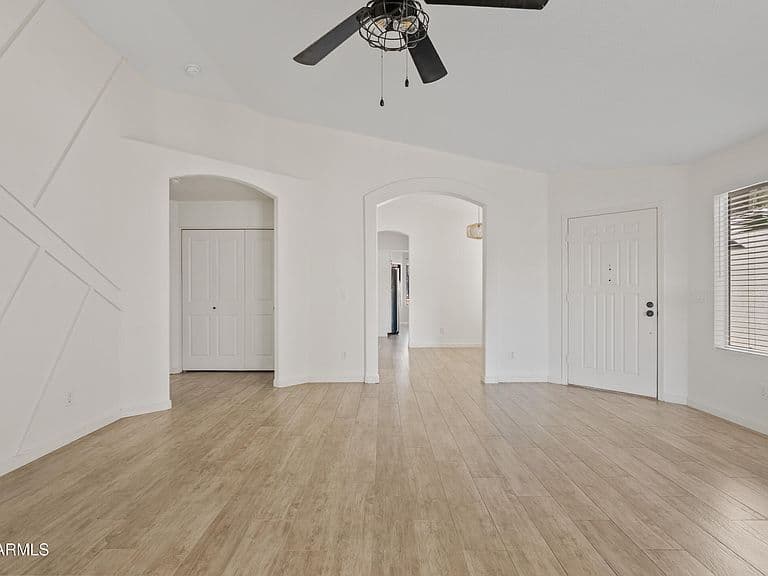 417 S ASH Street photo 4