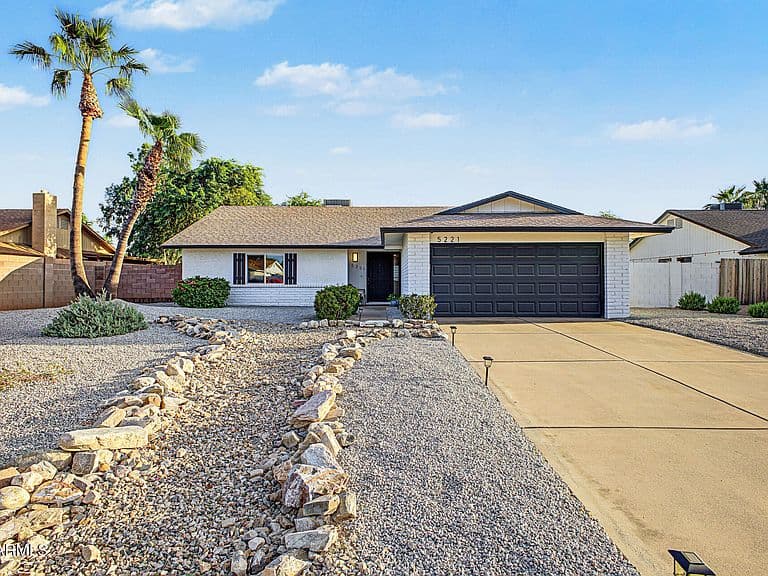 5221 E TIERRA BUENA Lane photo 2