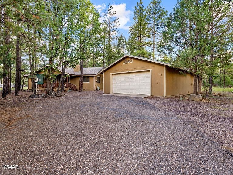 431 Willow Run photo 3