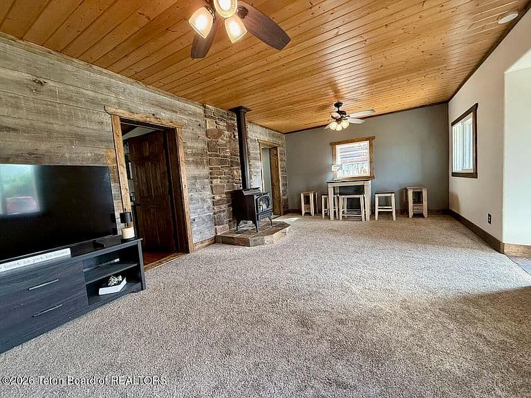 221 S Maybell Ave photo 4