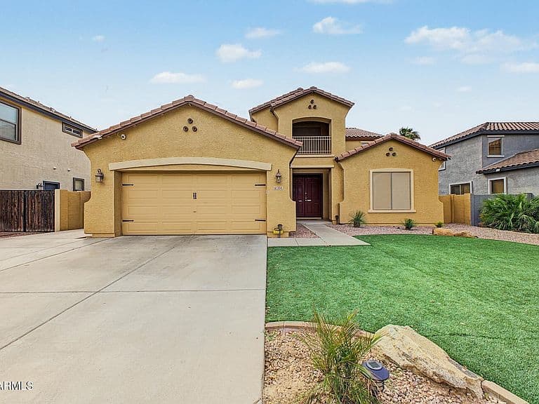 3541 E COCONINO Way photo 1