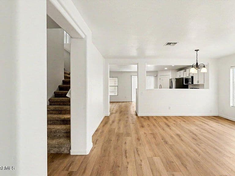 43467 W MAGNOLIA Road photo 4
