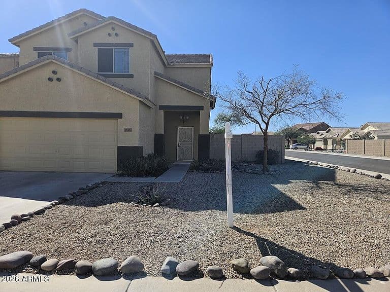 36337 W VELAZQUEZ Drive photo 4
