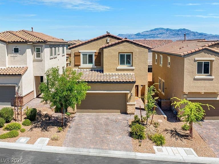 10596 Deibel Ave photo 1
