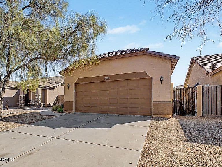 28188 N WILLEMITE Drive photo 1