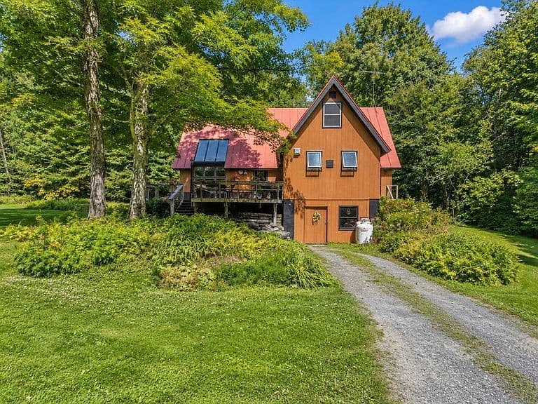 570 West Hill Road photo 1