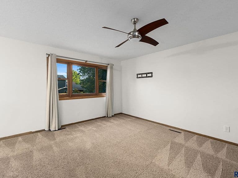 1108 E Dove Trl photo 5