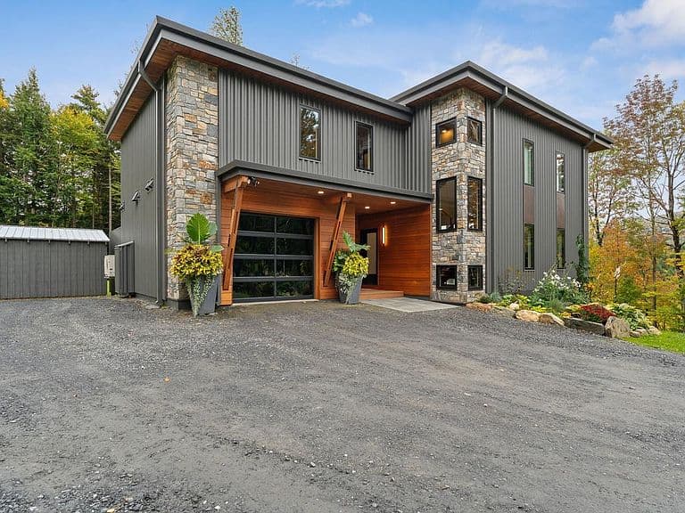 66 Valley House View photo 2