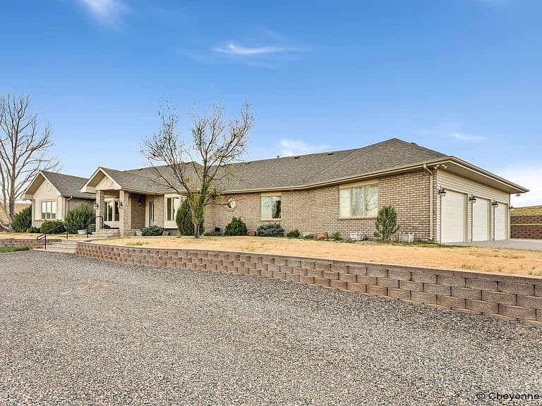 8520 Pharmond Trl photo 5