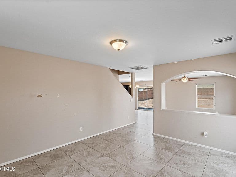 25212 W CRANSTON Place photo 5