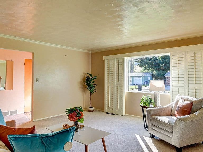 122 Tahoe Dr photo 5