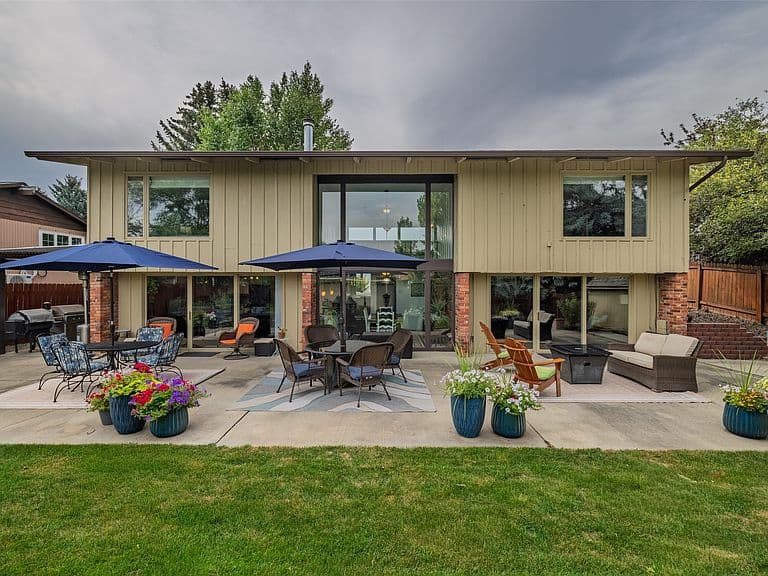 1532 Beaverhead Rd photo 2