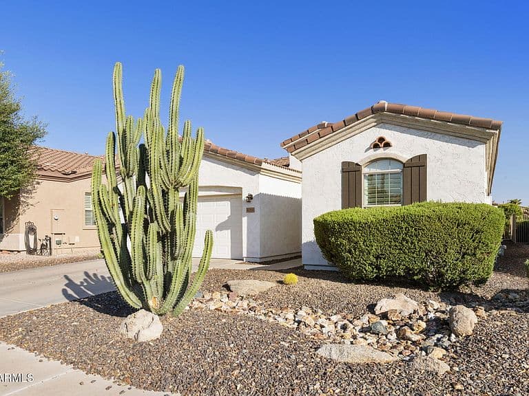 4284 E SOURWOOD Drive photo 3